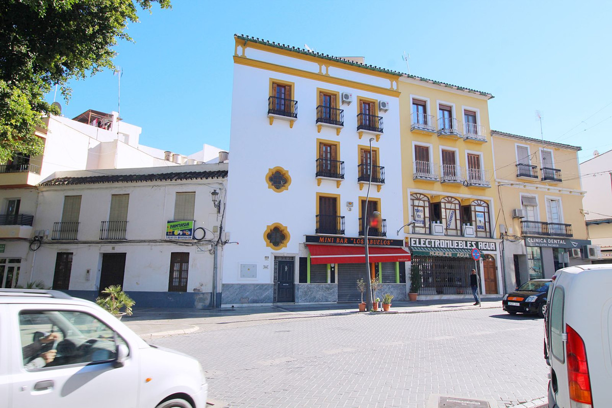 4 Bedroom Townhouse in Coín