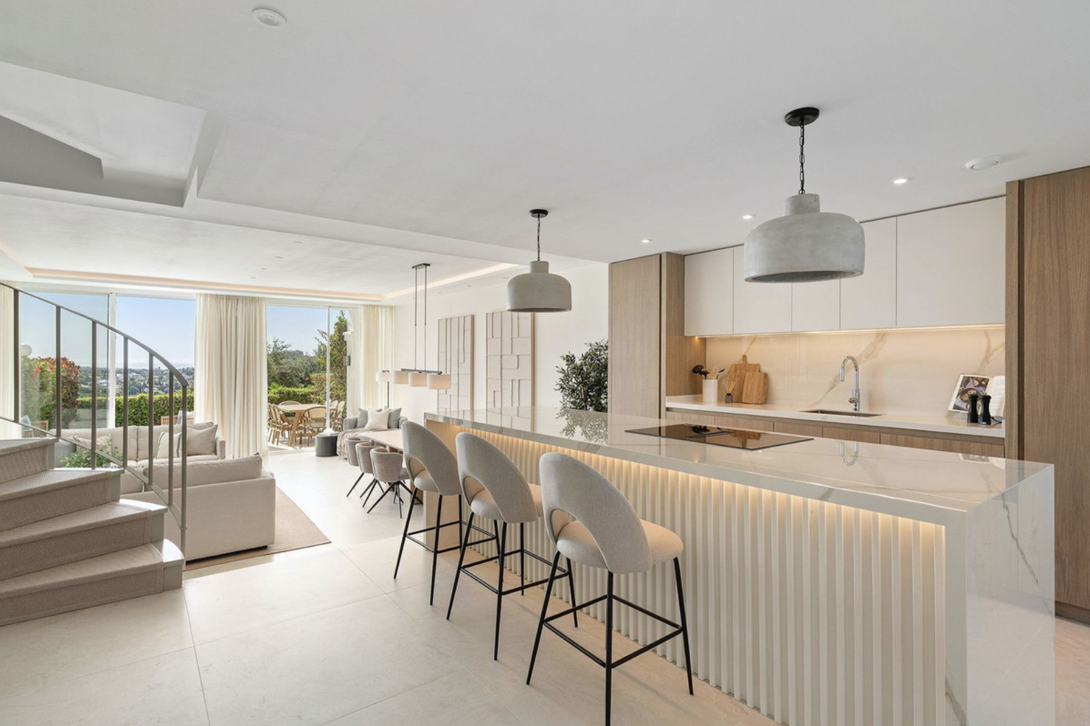 4 Bedroom Townhouse in Benahavís