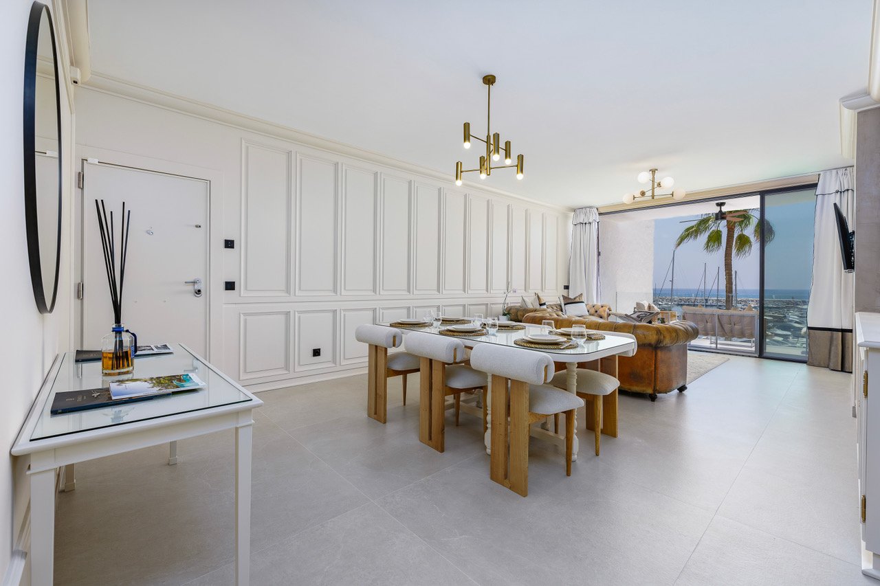 2 Bedroom Apartment in Marbella - Photo 6