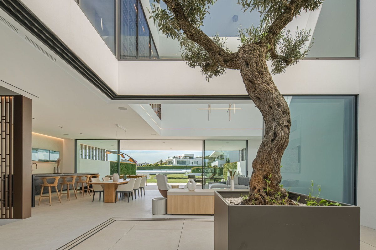 3 Bedroom Villa in Marbella - Фото 13