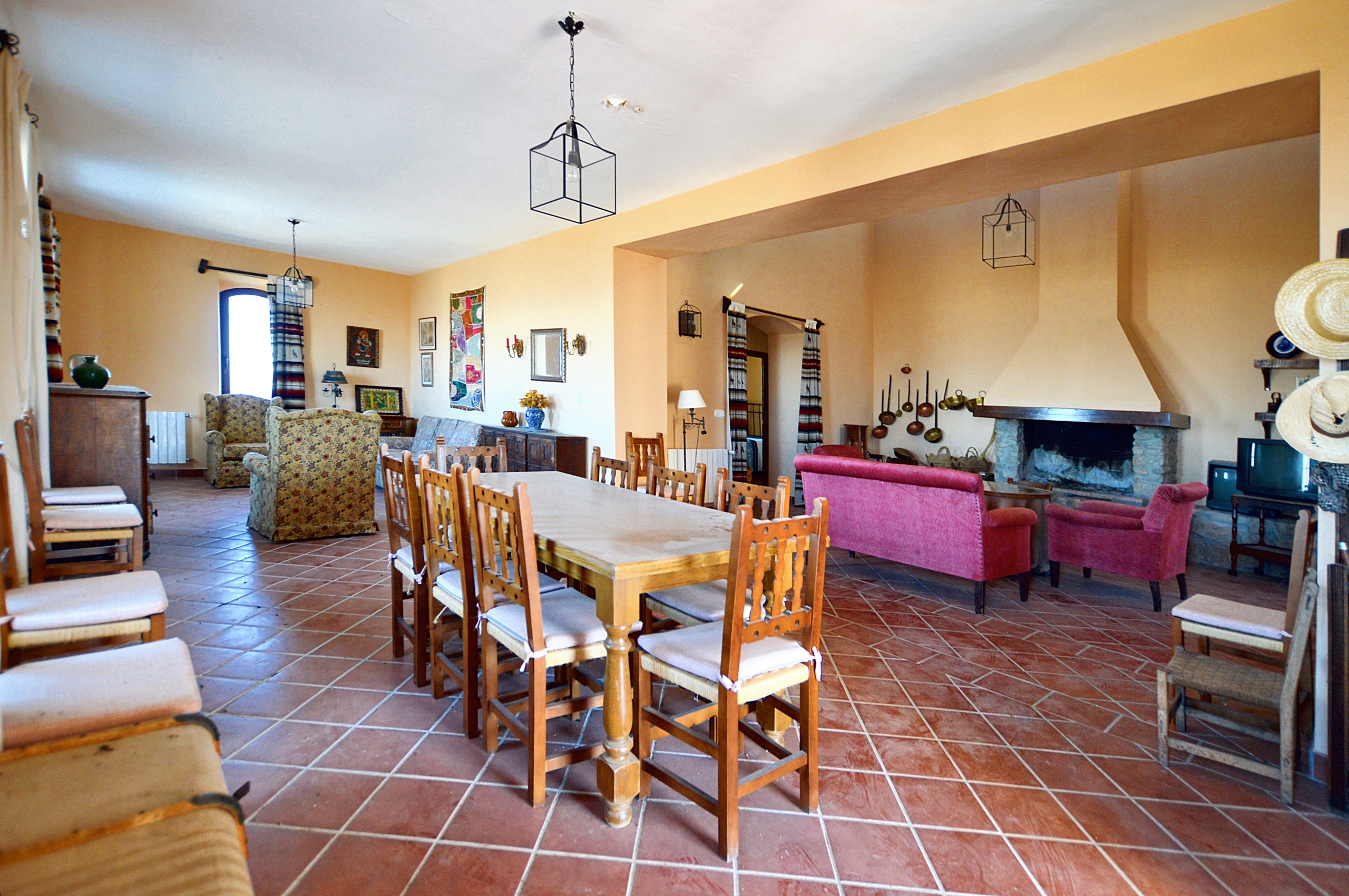 Chalet de 4 dormitorios en Granada – Foto 8