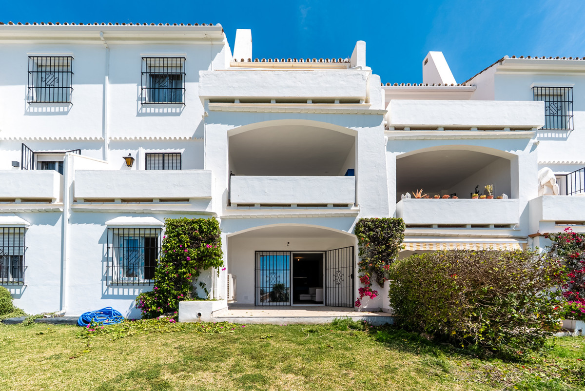 3 Bedroom Apartment in Marbella - Фото 3