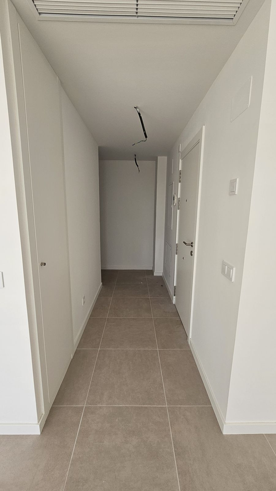 2 Bedroom Apartment in Estepona - Photo 23