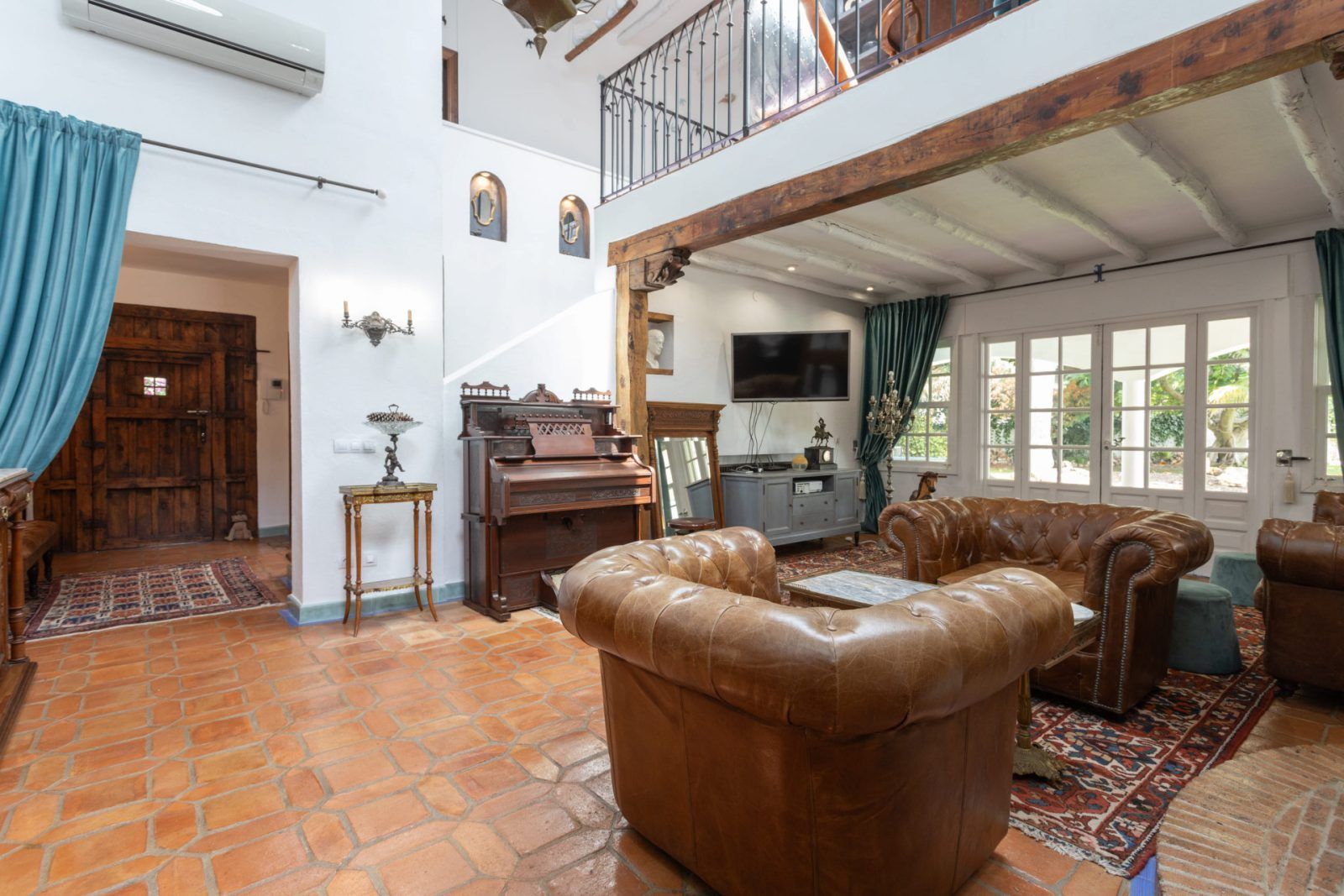 4 Bedroom Villa in San Pedro de Alcántara - Photo 14