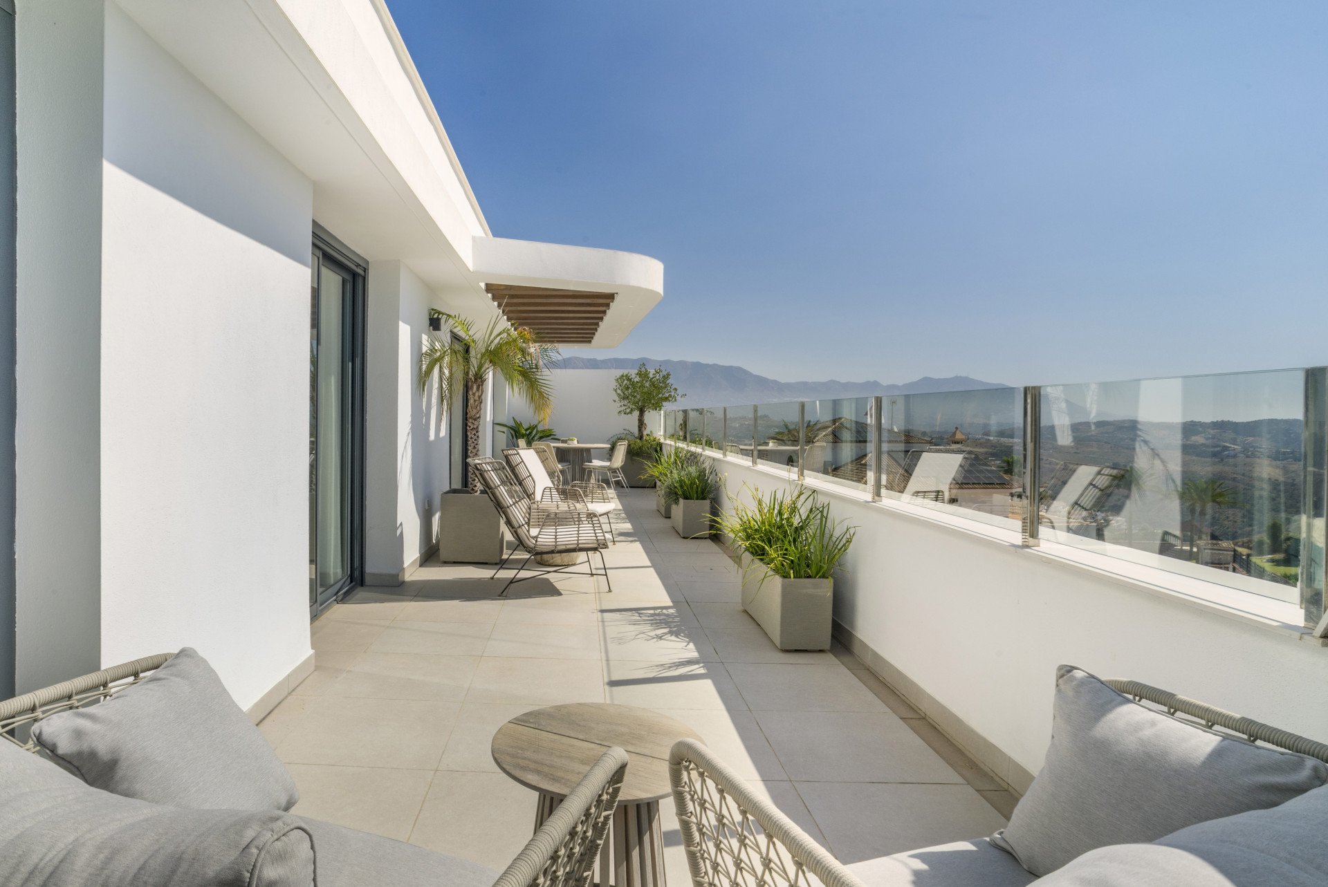2 Bedroom Penthouse in Mijas - Photo 35