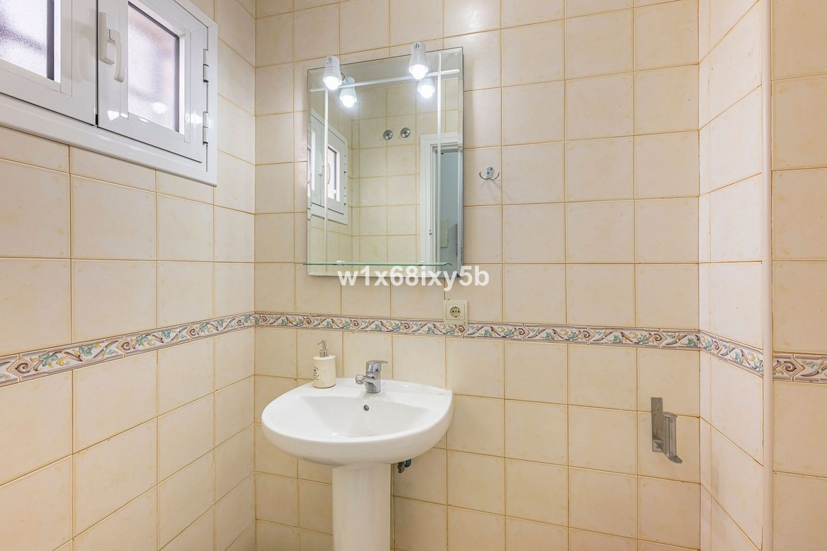 3 Bedroom Townhouse in Estepona - Фото 26