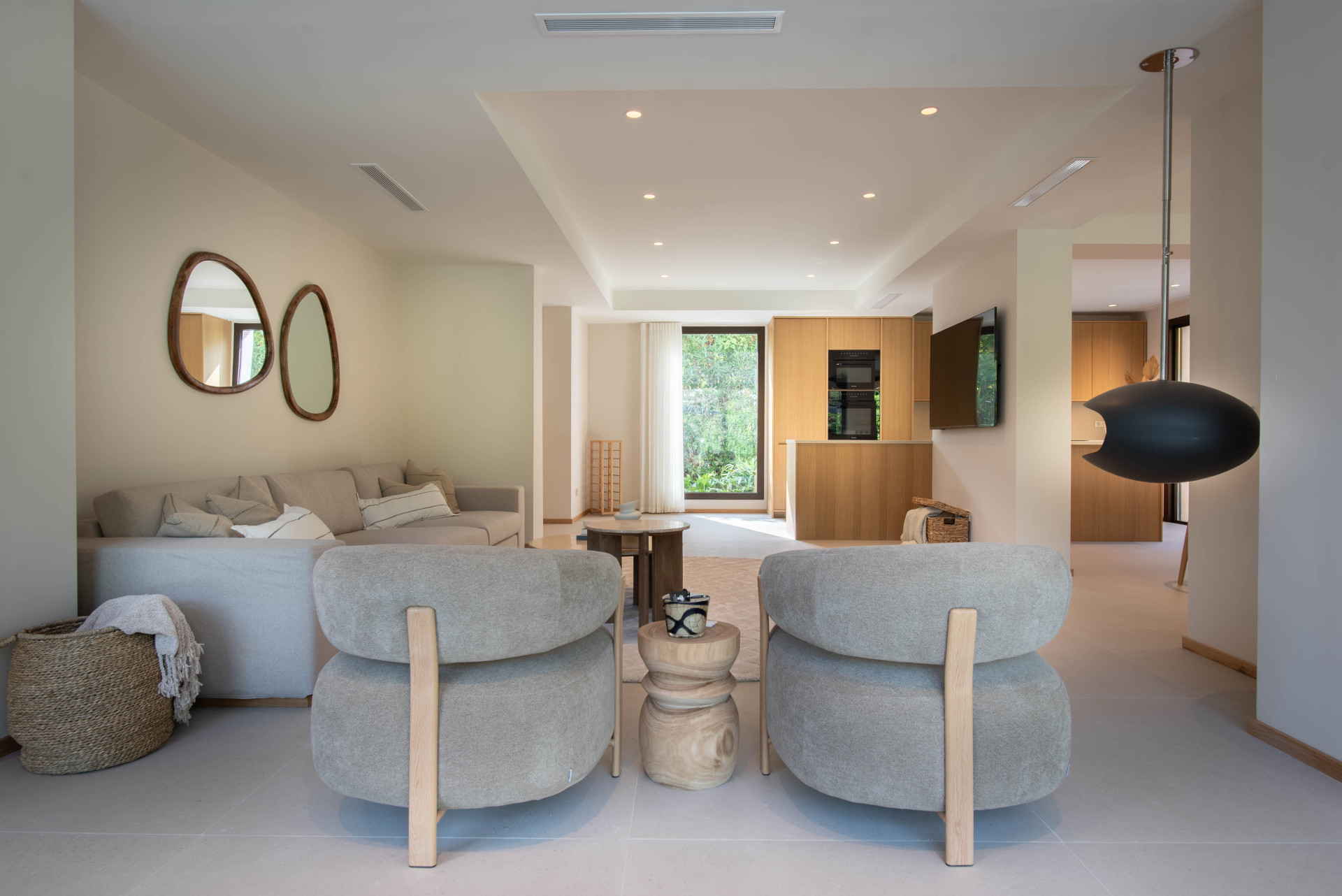 4 Bedroom Villa in San Pedro de Alcántara - Photo 4