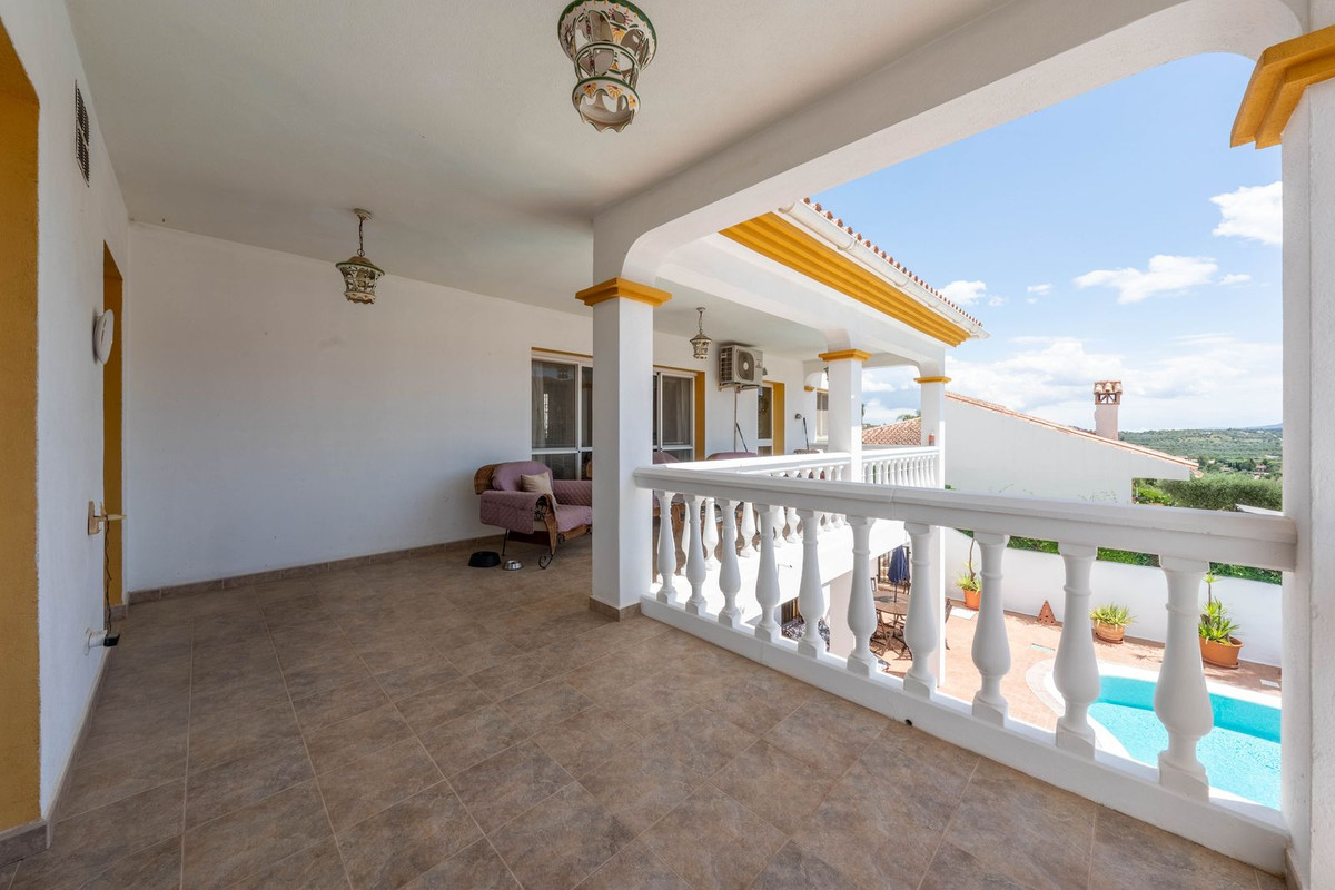 4 Bedroom Villa in Monda - Photo 46
