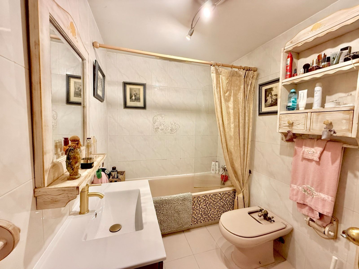 3 Bedroom Townhouse in Mijas - Photo 23
