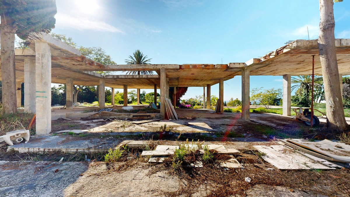 4,600 m² Plot in Marbella - Photo 3