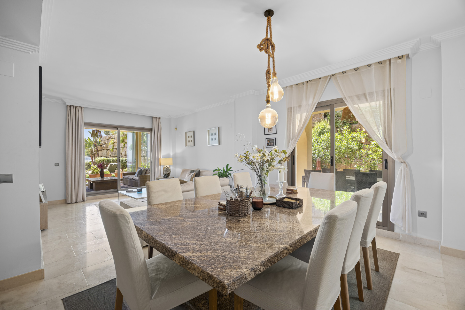3 Bedroom Apartment in Benahavís - Foto 7