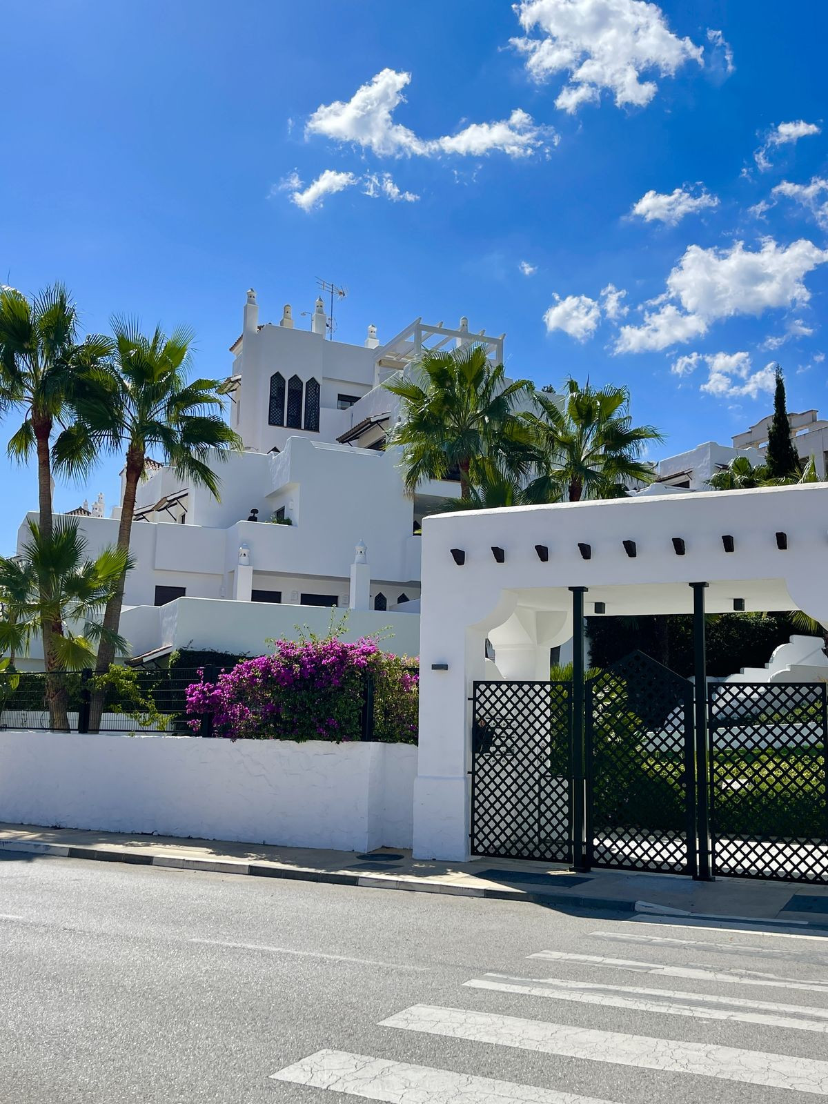 3 Bedroom Apartment in Estepona - Foto 18