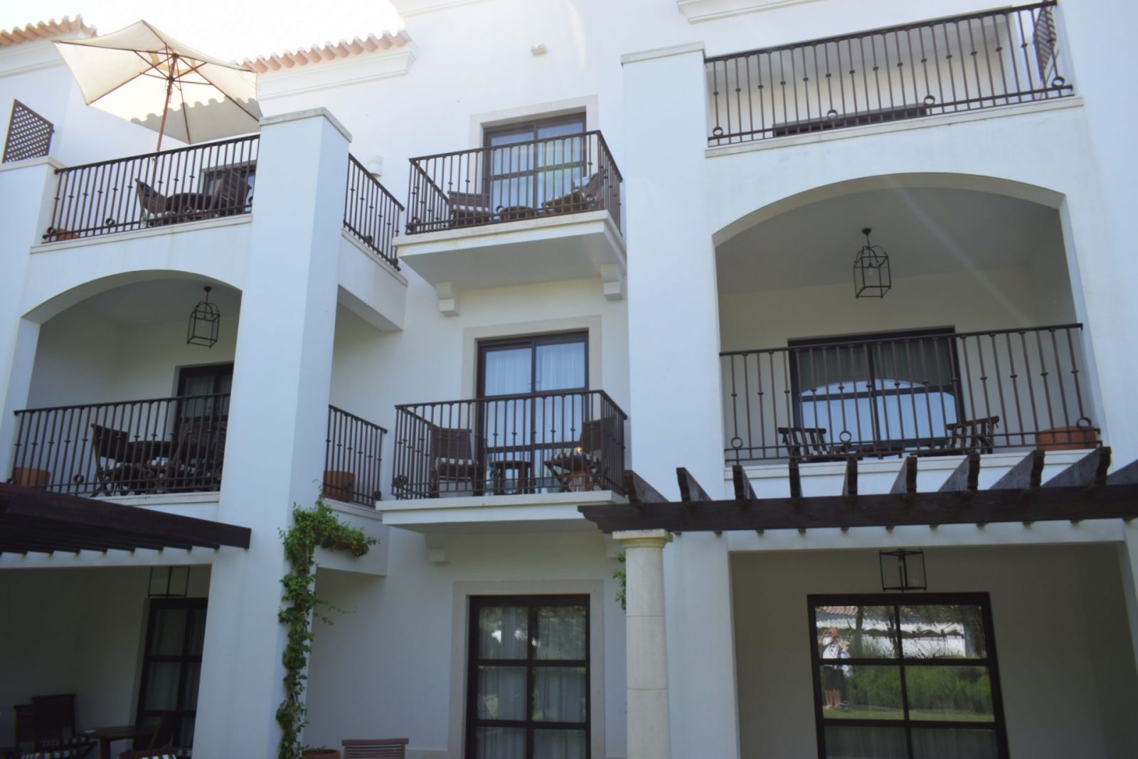 2-bedroom apartment with pool in Spain – Photo 1