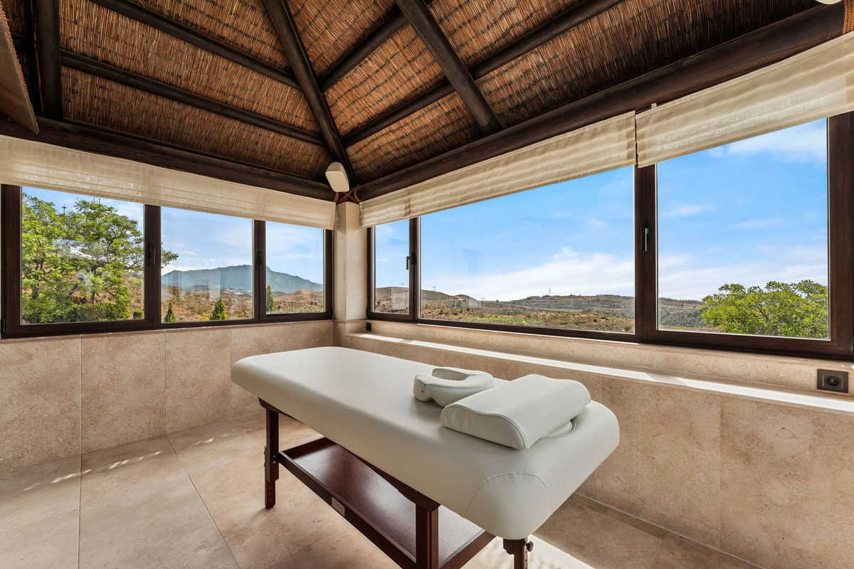 5 Bedroom Villa in Benahavís - Foto 65