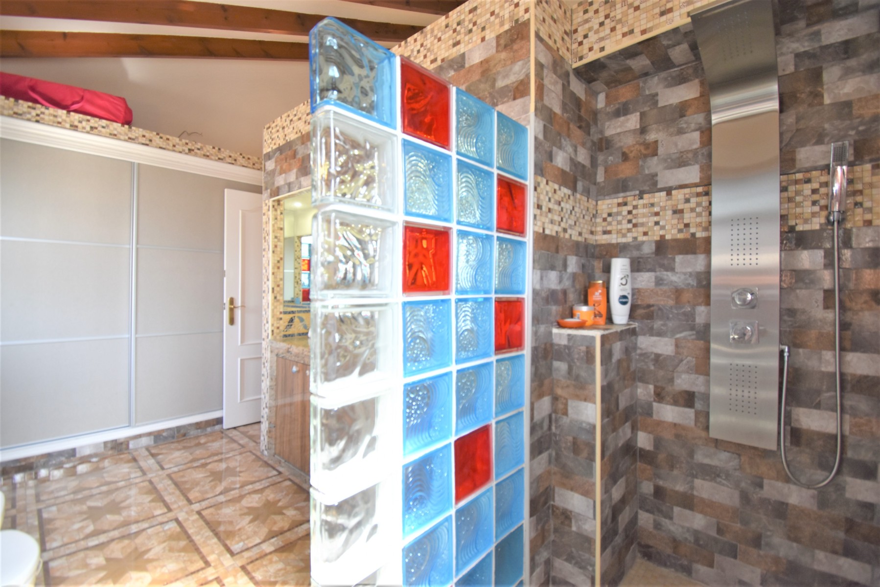 Moradia com 4 quartos com piscina em Alicante, Espanha – Foto 20