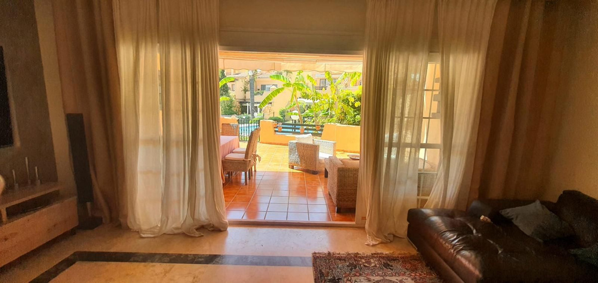 4 Bedroom Villa in Marbella - Foto 10