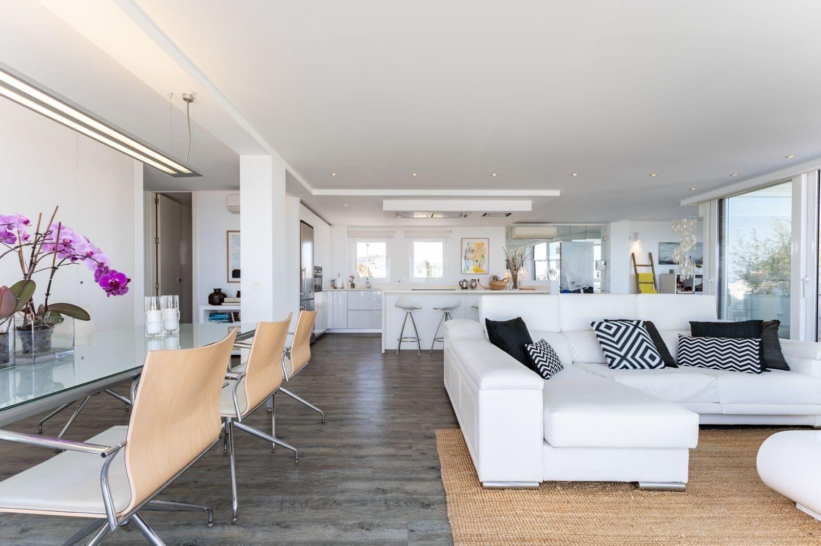 2 Bedroom Penthouse in Mijas - Photo 3