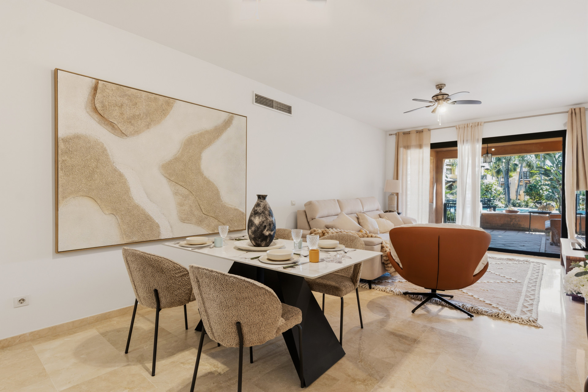 2 Bedroom Apartment in Estepona