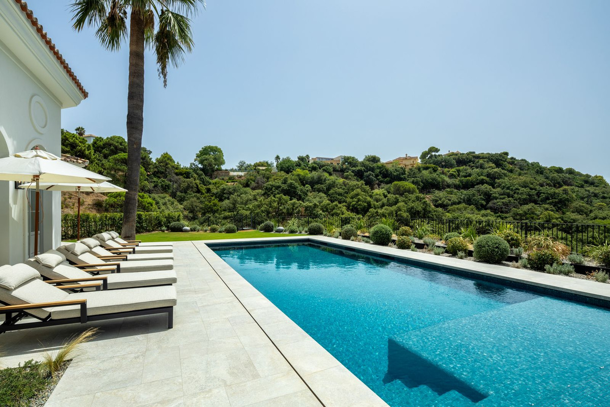 5 Bedroom Villa in Benahavís - Foto 8
