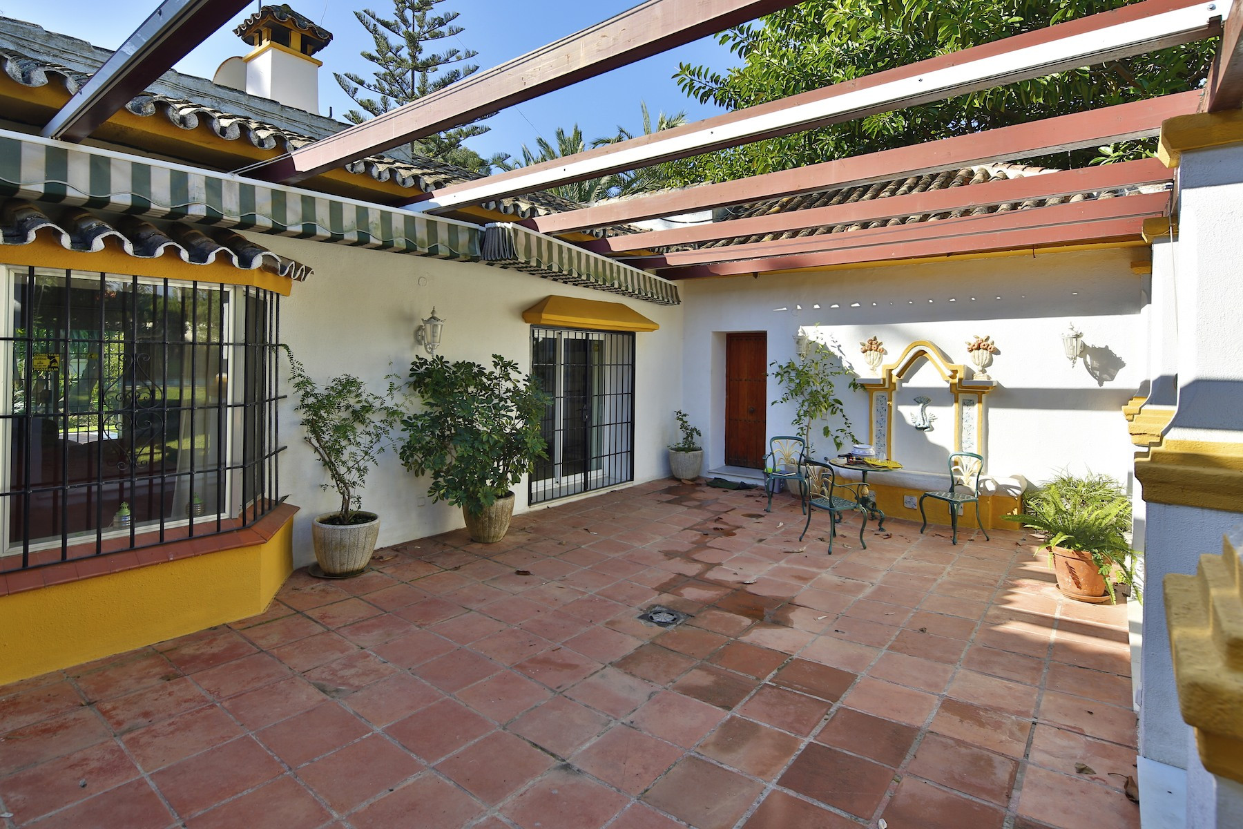 6 Bedroom Villa in San Pedro de Alcántara - Photo 9