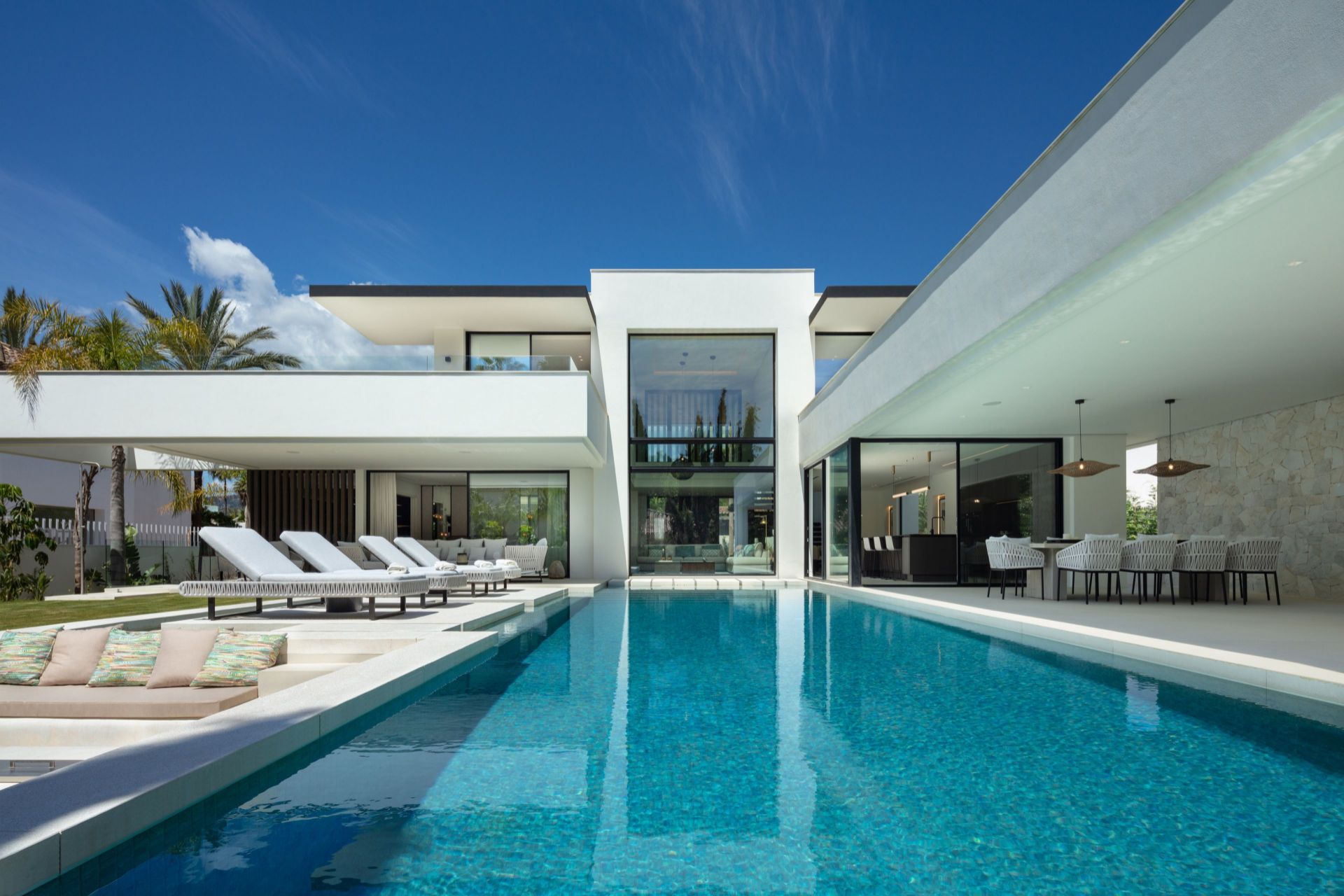 Villa in Nueva Andalucia