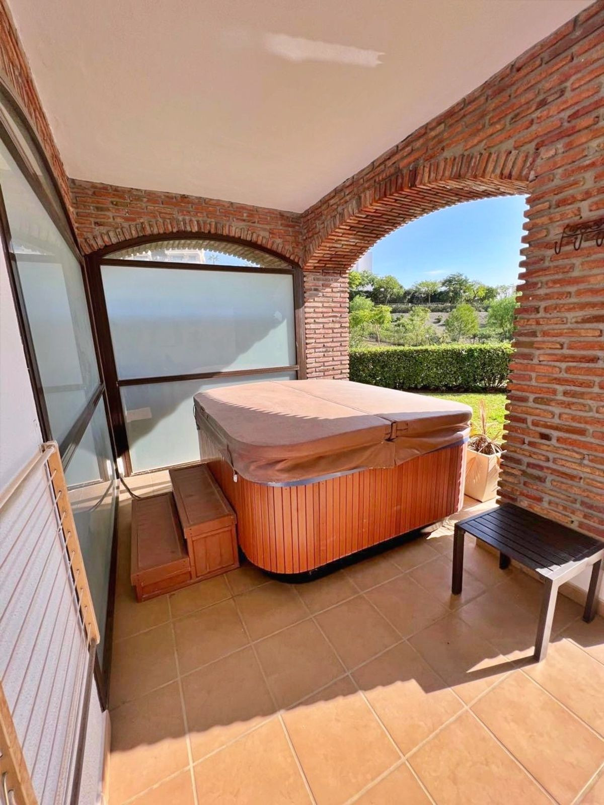 3 Bedroom Apartment in Benahavís - Photo 32