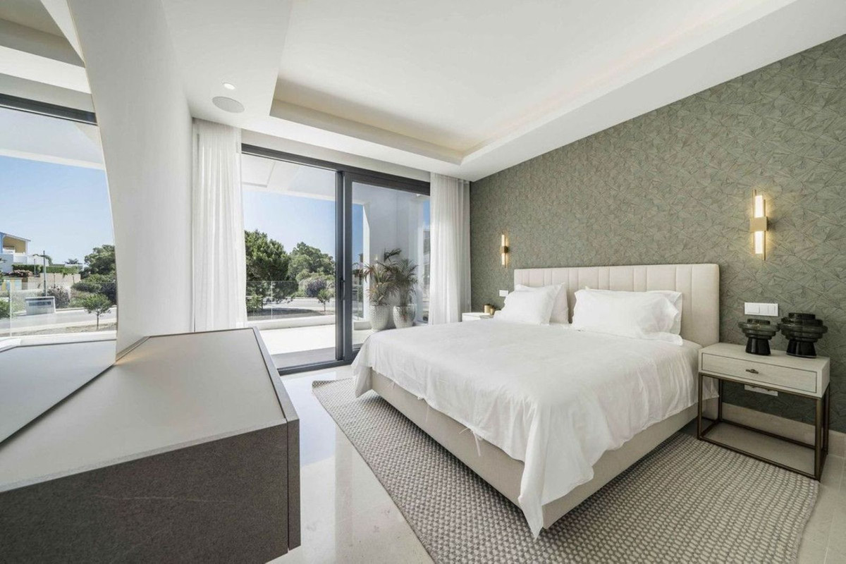 4 Bedroom Villa in Estepona - Foto 17