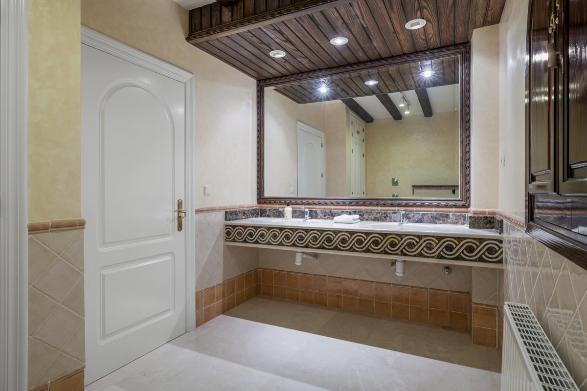 13 Bedroom Villa in Alhaurín el Grande - Foto 31