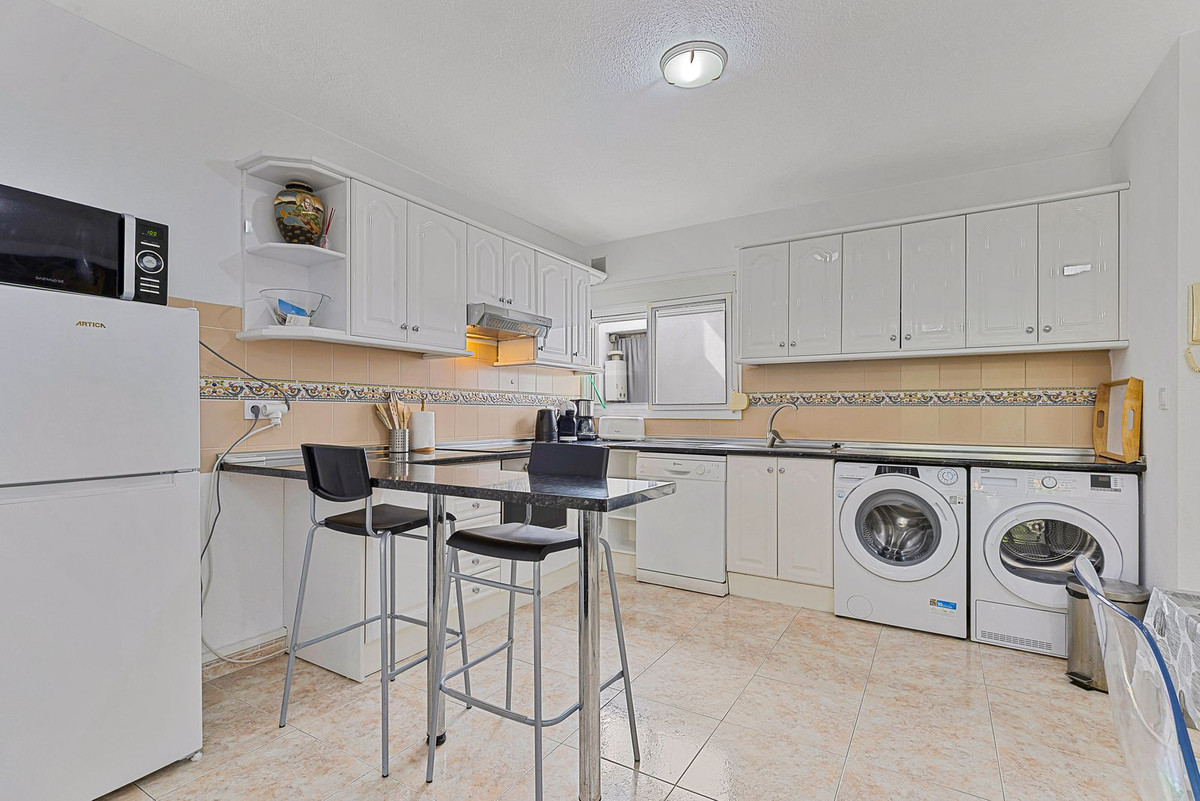 3 Bedroom Apartment in Fuengirola - Foto 6
