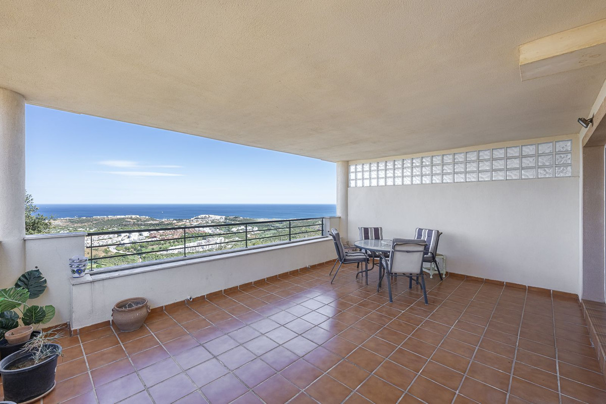 3 Bedroom Apartment in Casares - Photo 23