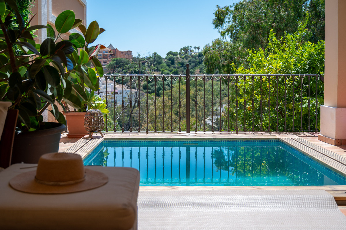 3 Bedroom Villa in Marbella - Photo 2