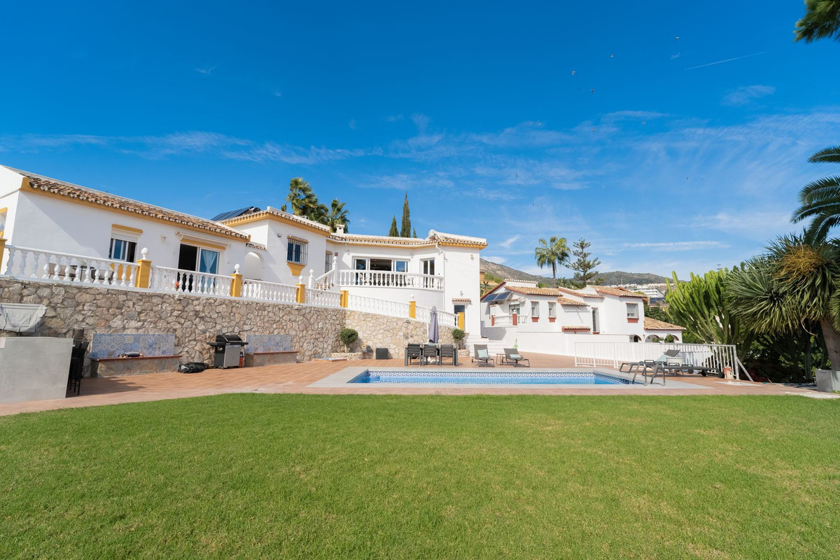 Moradia com 5 quartos com vista mar em Málaga, Espanha – Foto 1