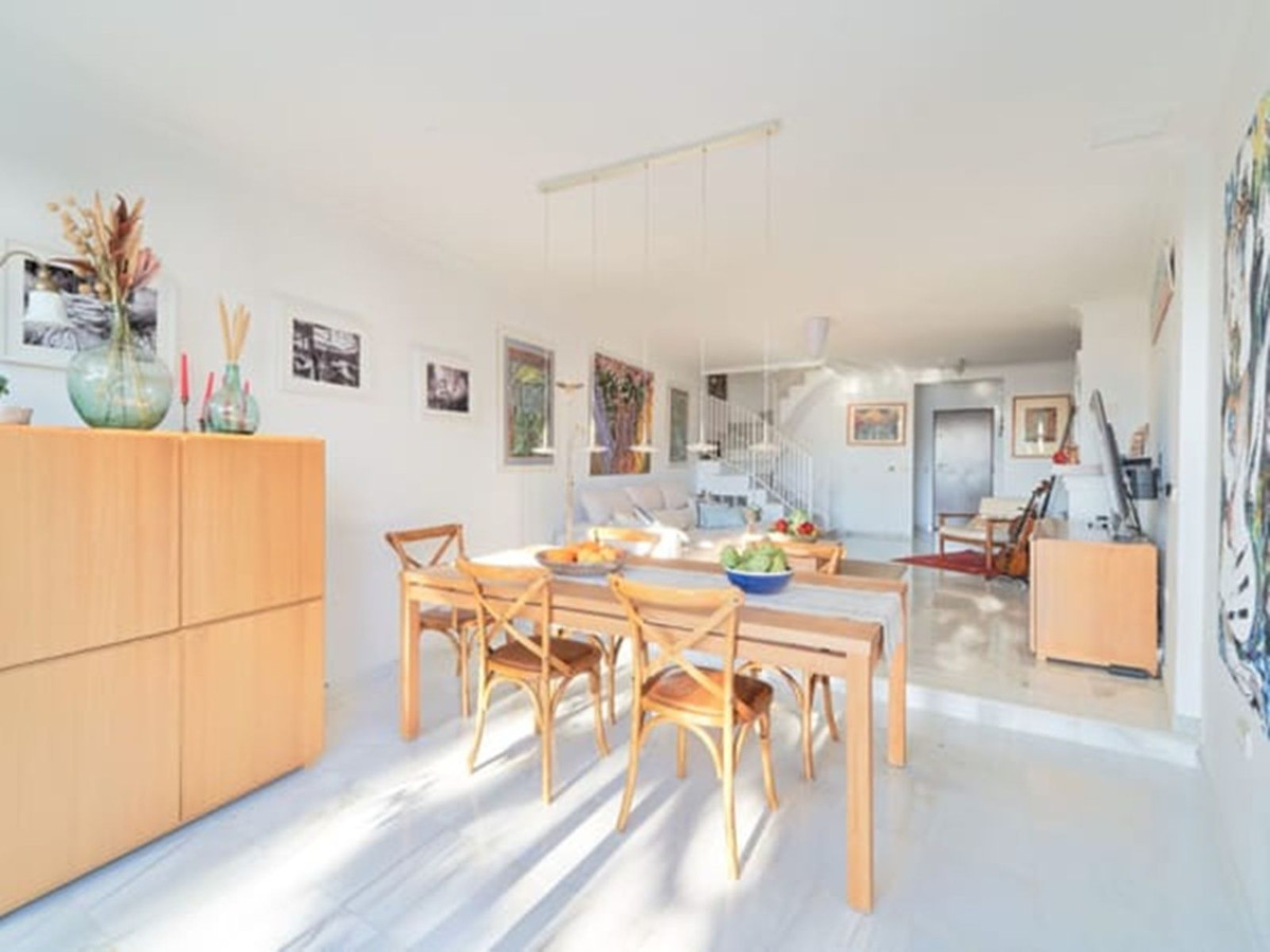 3 Bedroom Townhouse in Marbella - Photo 6