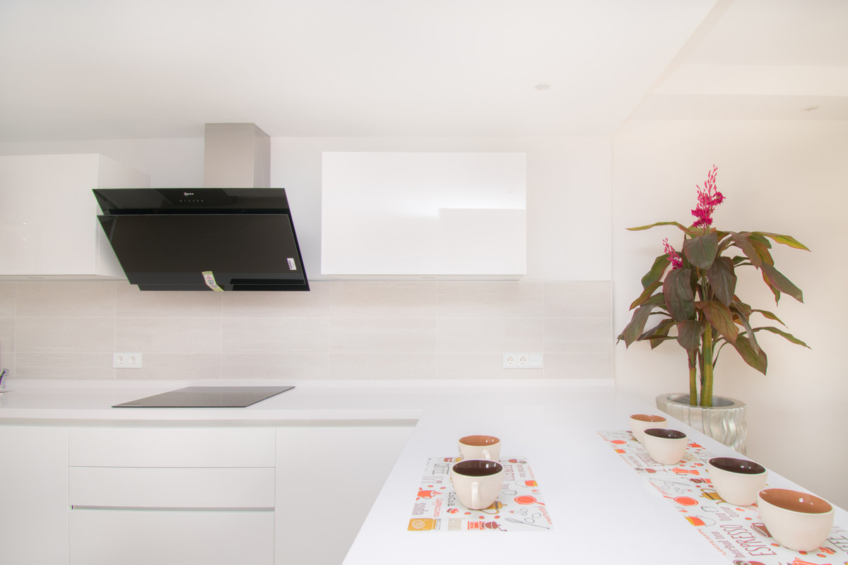 3 Bedroom Townhouse in Estepona - Photo 5