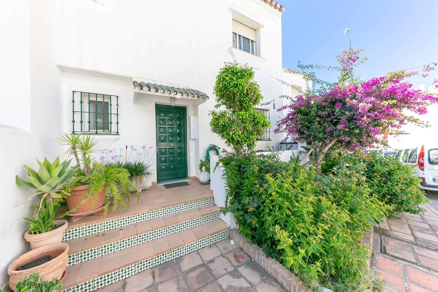 3 Bedroom Villa in Mijas - Photo 2