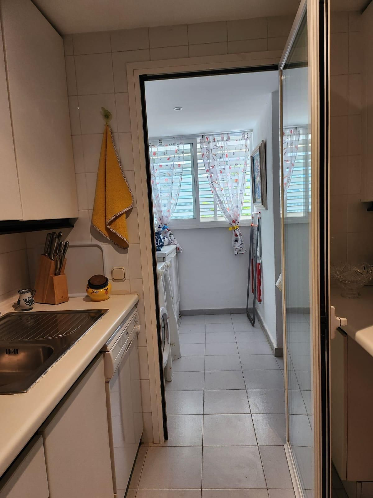 2 Bedroom Apartment in Marbella - Photo 22