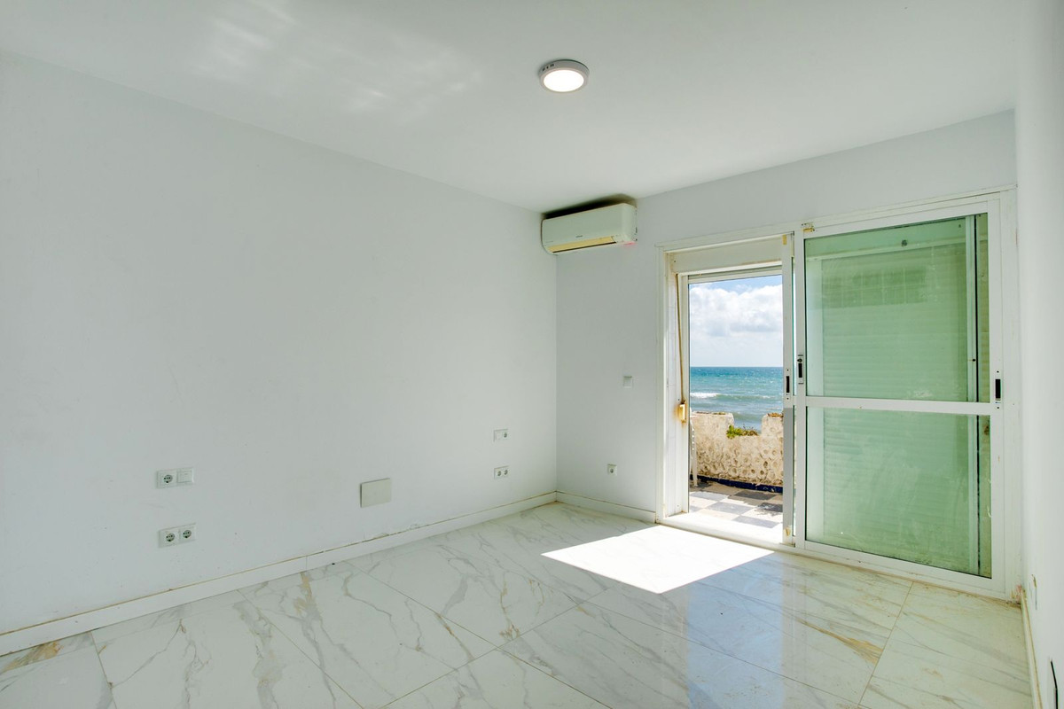 3 Bedroom Villa in Estepona - Фото 11