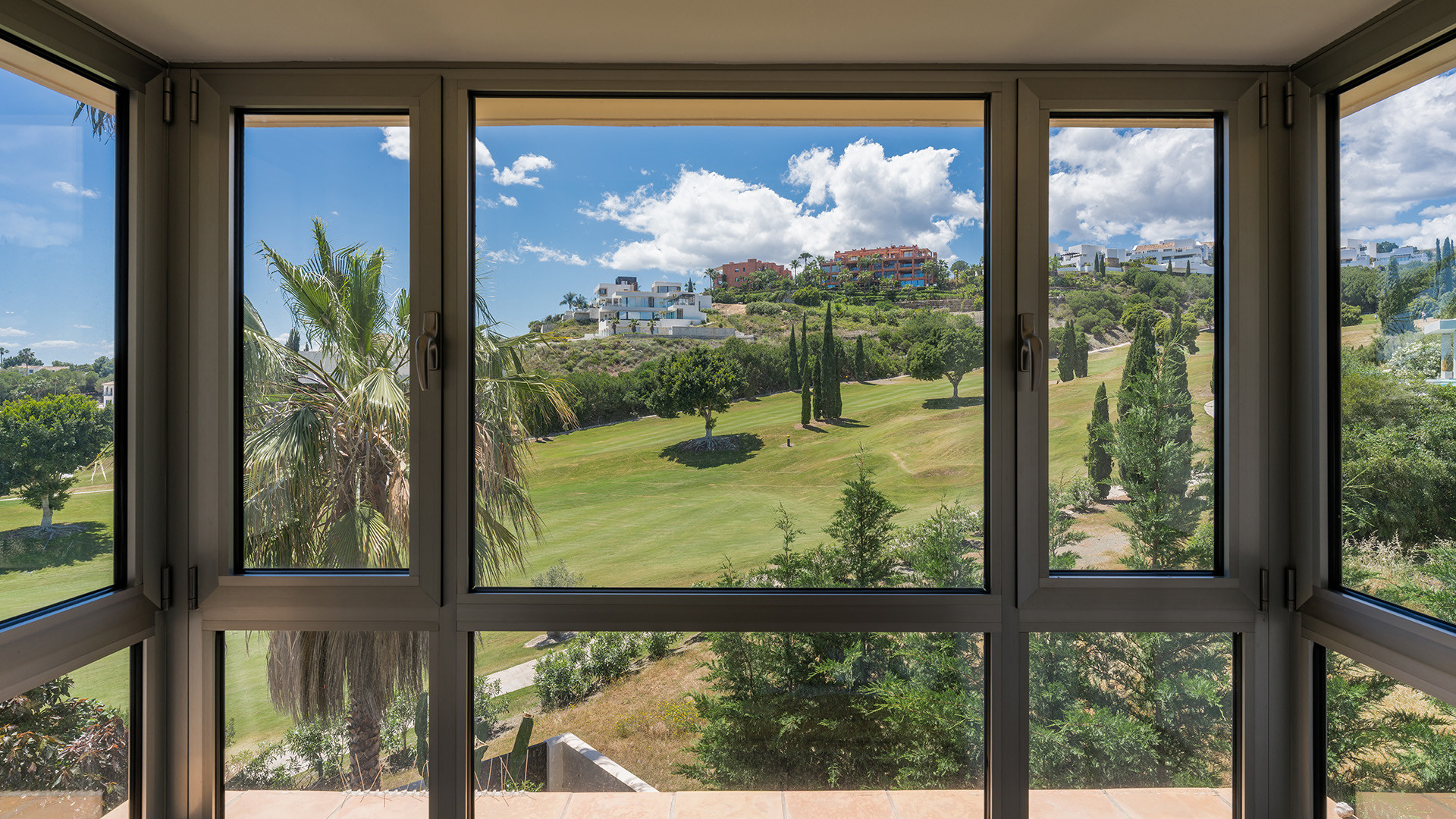 5 Bedroom Villa in Benahavís - Фото 18