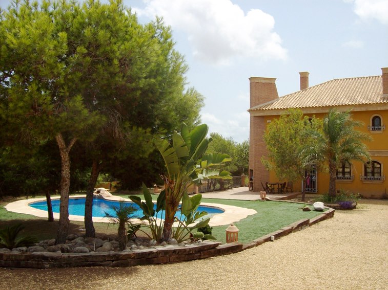 Moradia com 4 quartos com piscina em Alicante, Espanha – Foto 2
