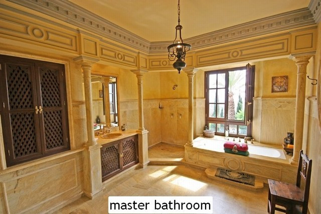 17 Bedroom Villa in Marbella - Photo 22