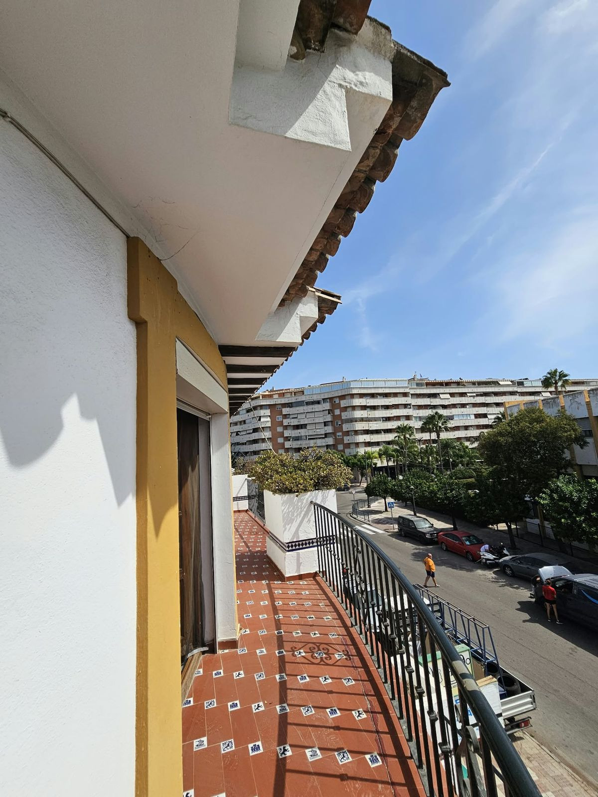 5 Bedroom Villa in Estepona - Photo 14