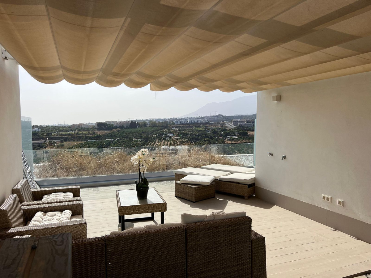 3 Bedroom Townhouse in Estepona - Photo 14