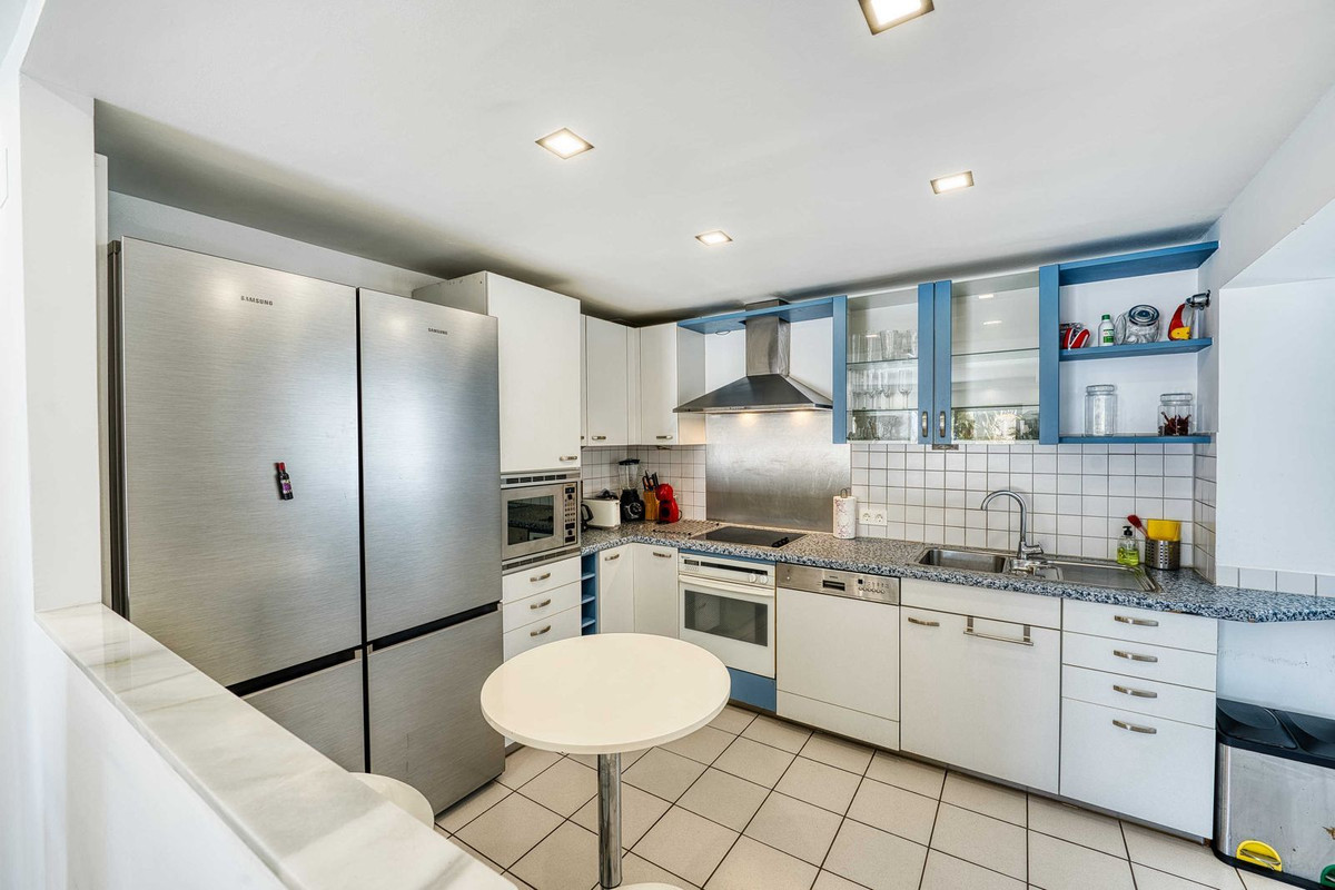 Apartamento com 5 quartos com piscina em Málaga, Espanha – Foto 21