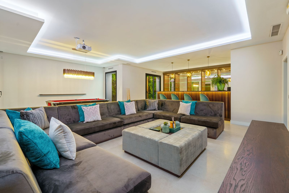 6 Bedroom Villa in Benahavís - Foto 43