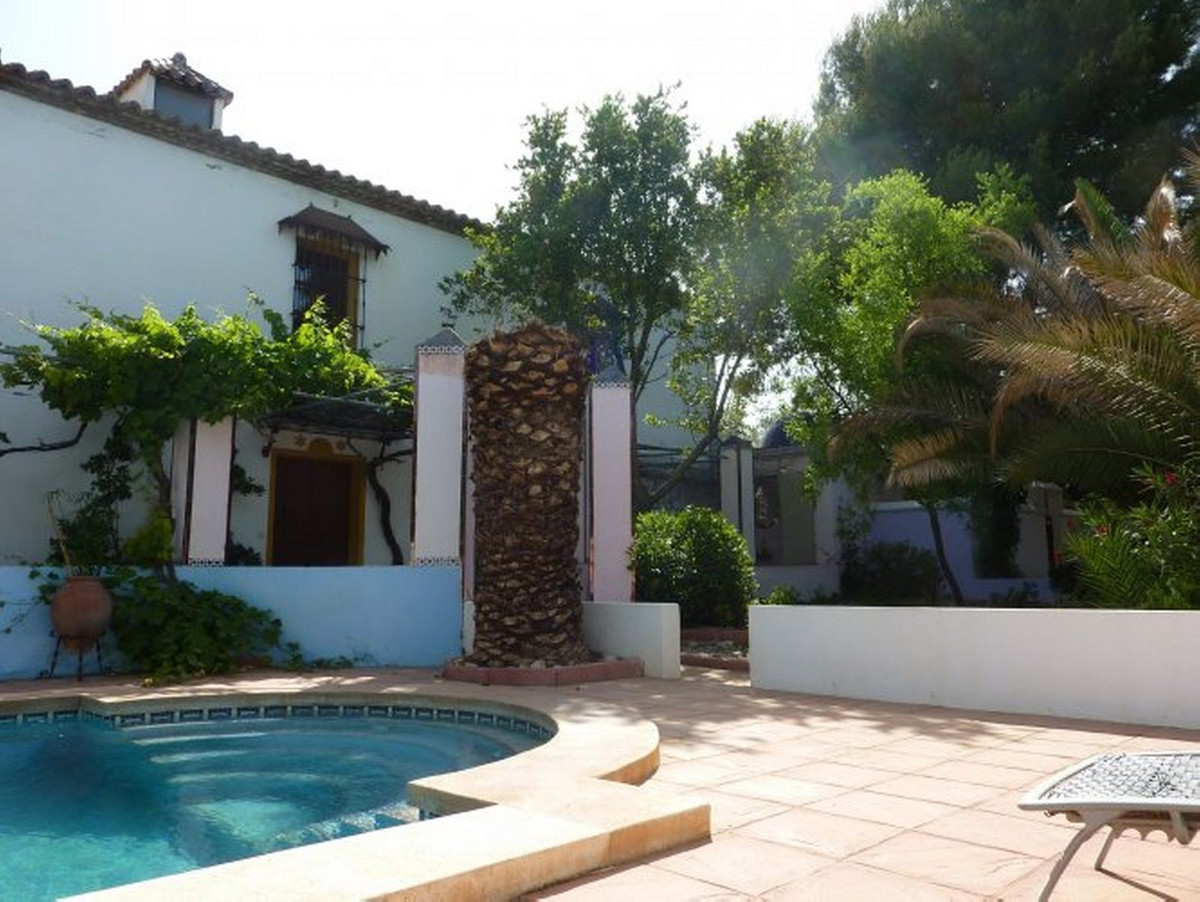 8 Bedroom Country house in Antequera - Photo 19