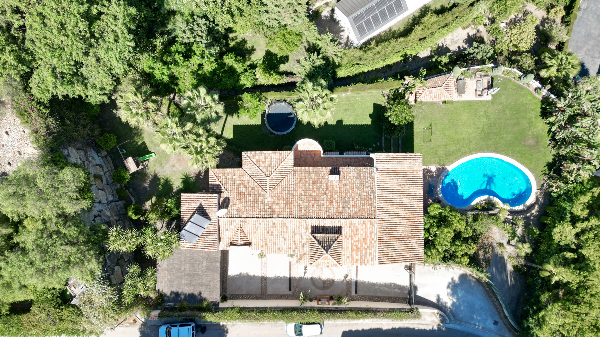 6 Bedroom Villa in Benahavís - Foto 3