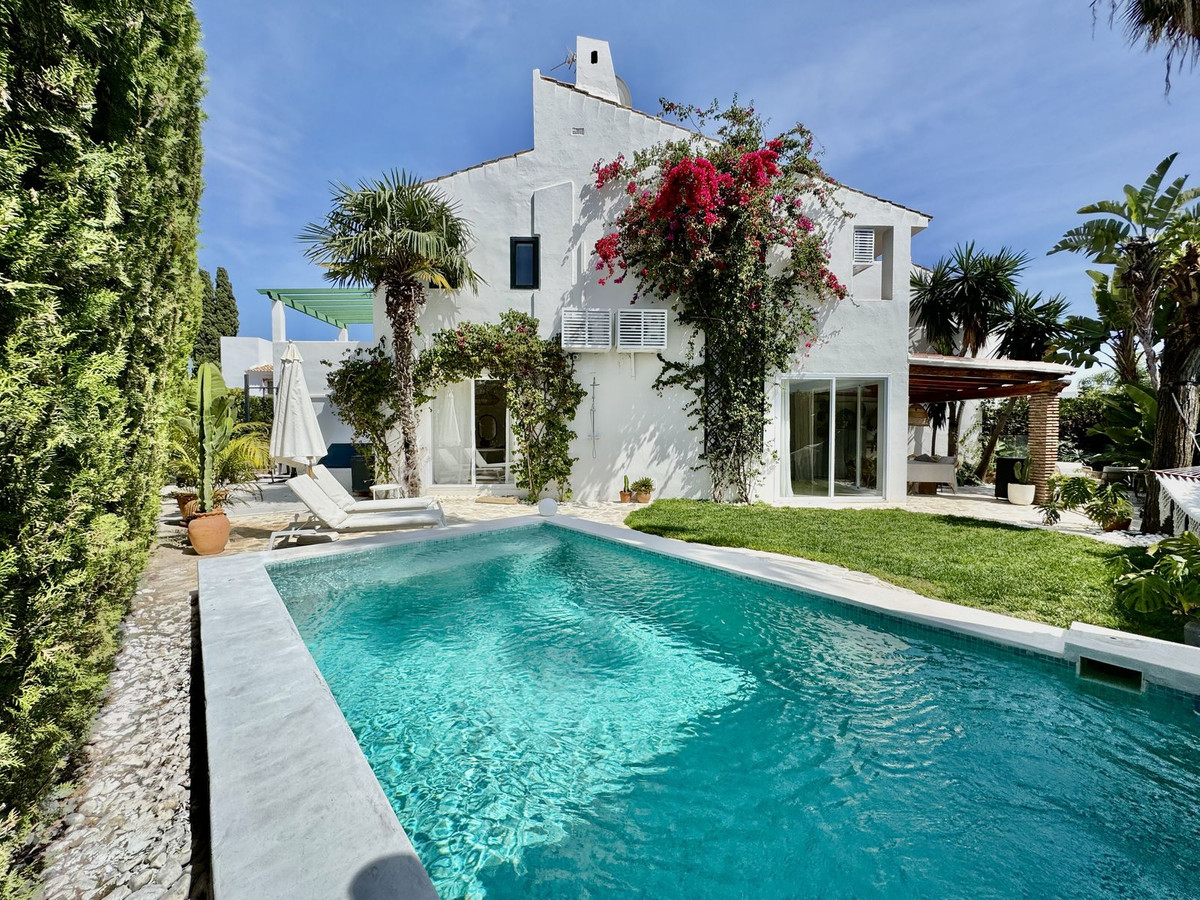 4 Bedroom Villa in San Pedro de Alcántara