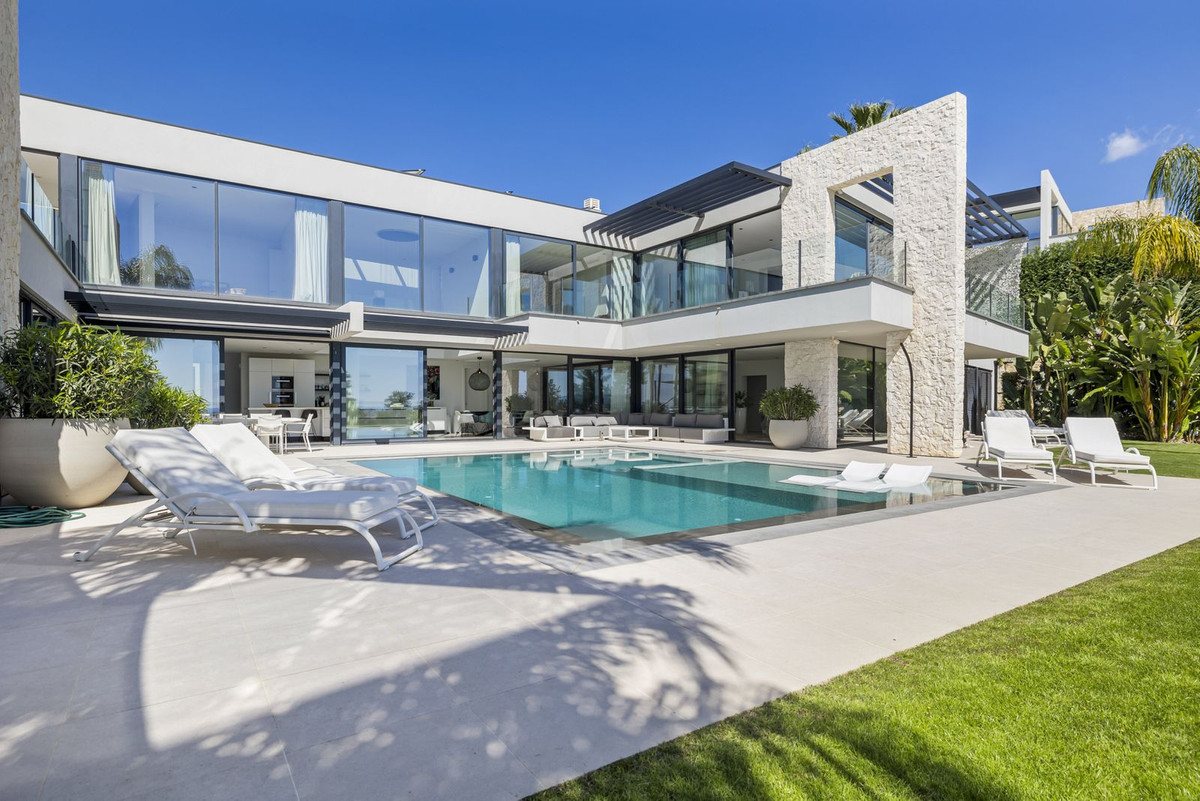 5 Bedroom Villa in Benahavís - Foto 2