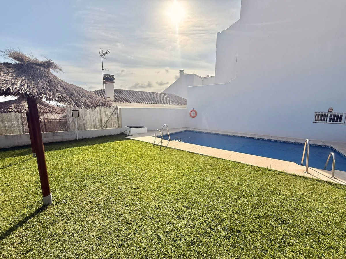 3 Bedroom Villa in Fuengirola - Photo 21