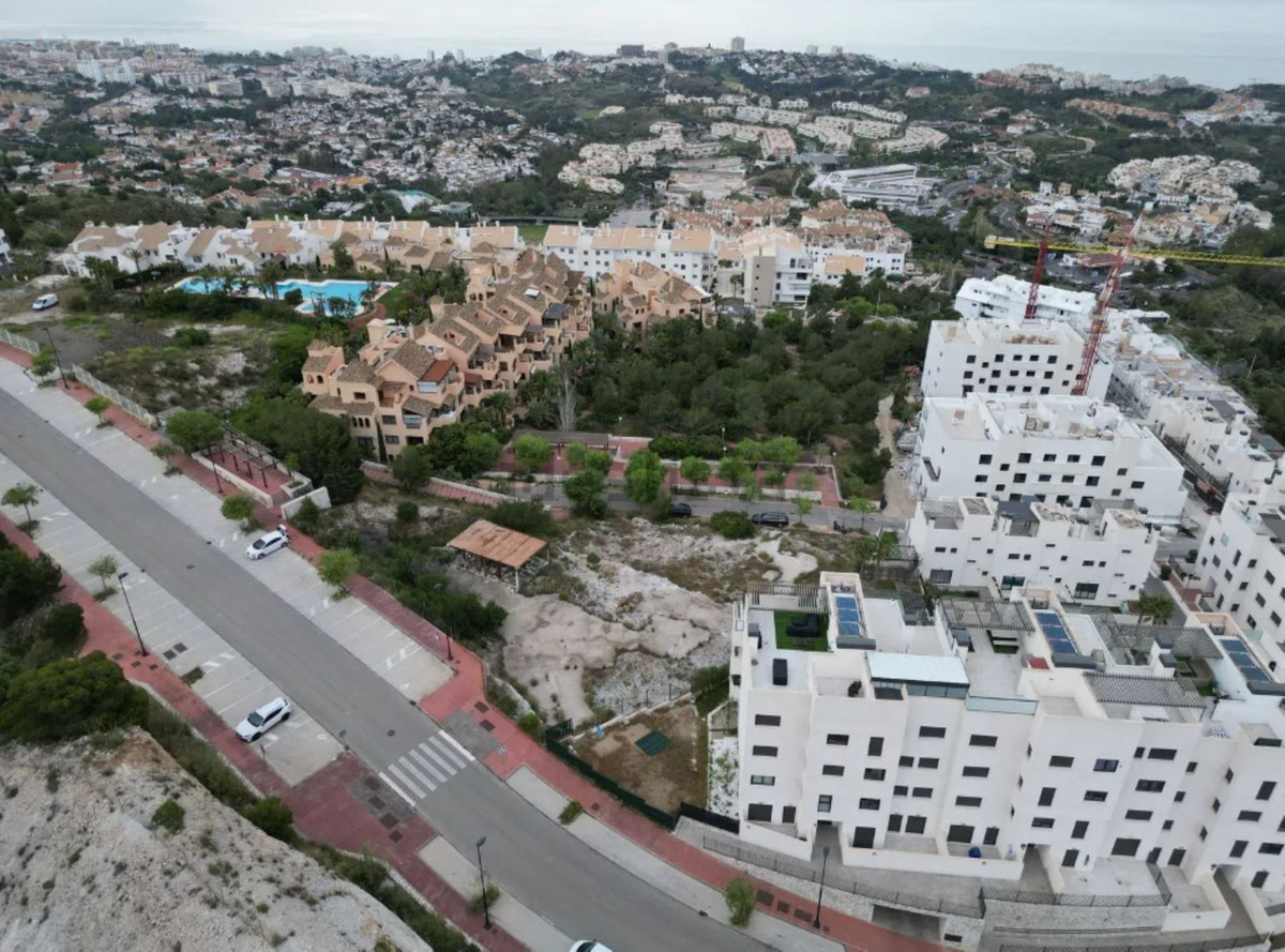 1,997 m² Plot in Benalmádena - Photo 8